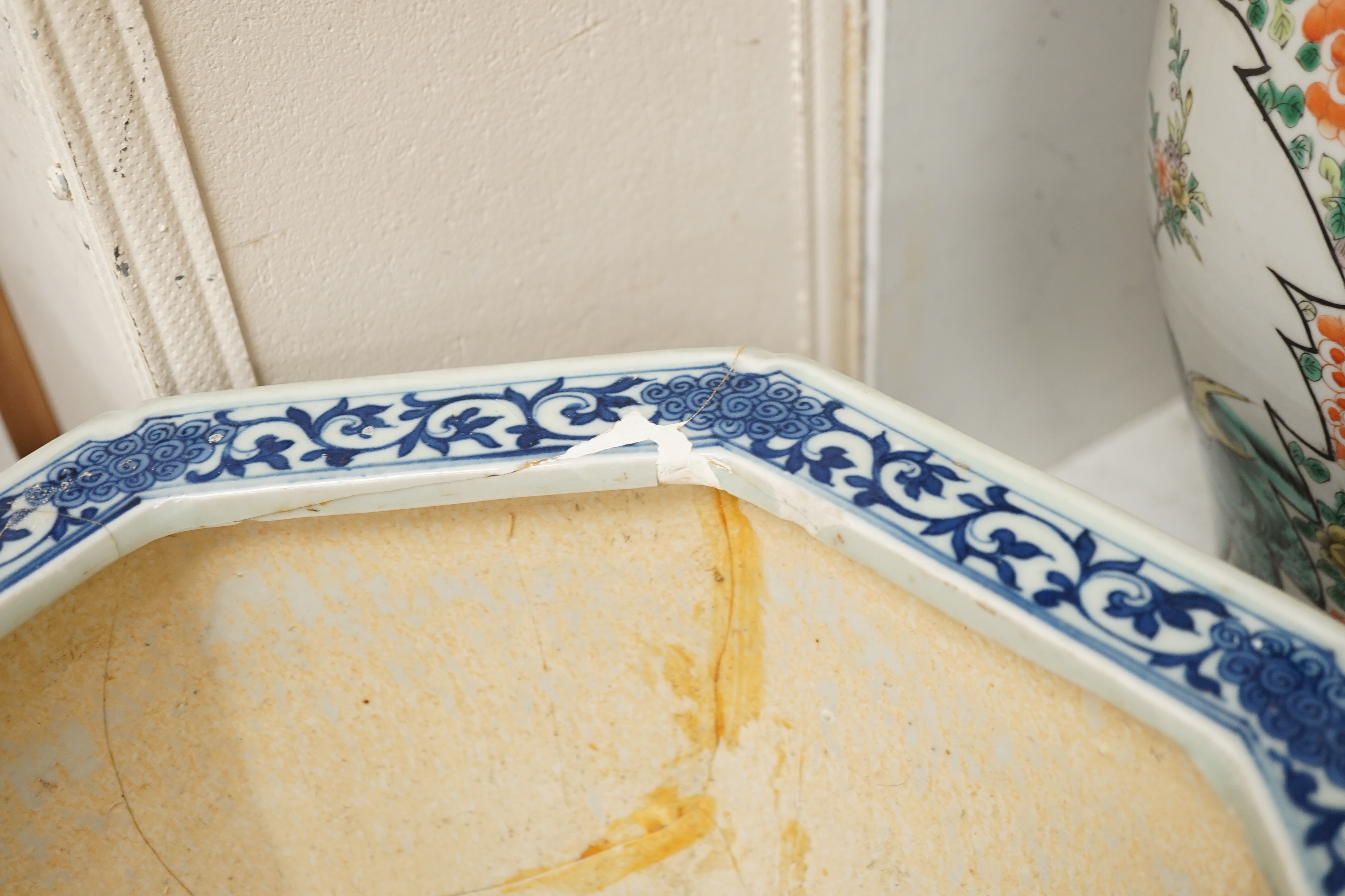 A pair of Chinese octagonal blue and white planters, 37.5cm wide